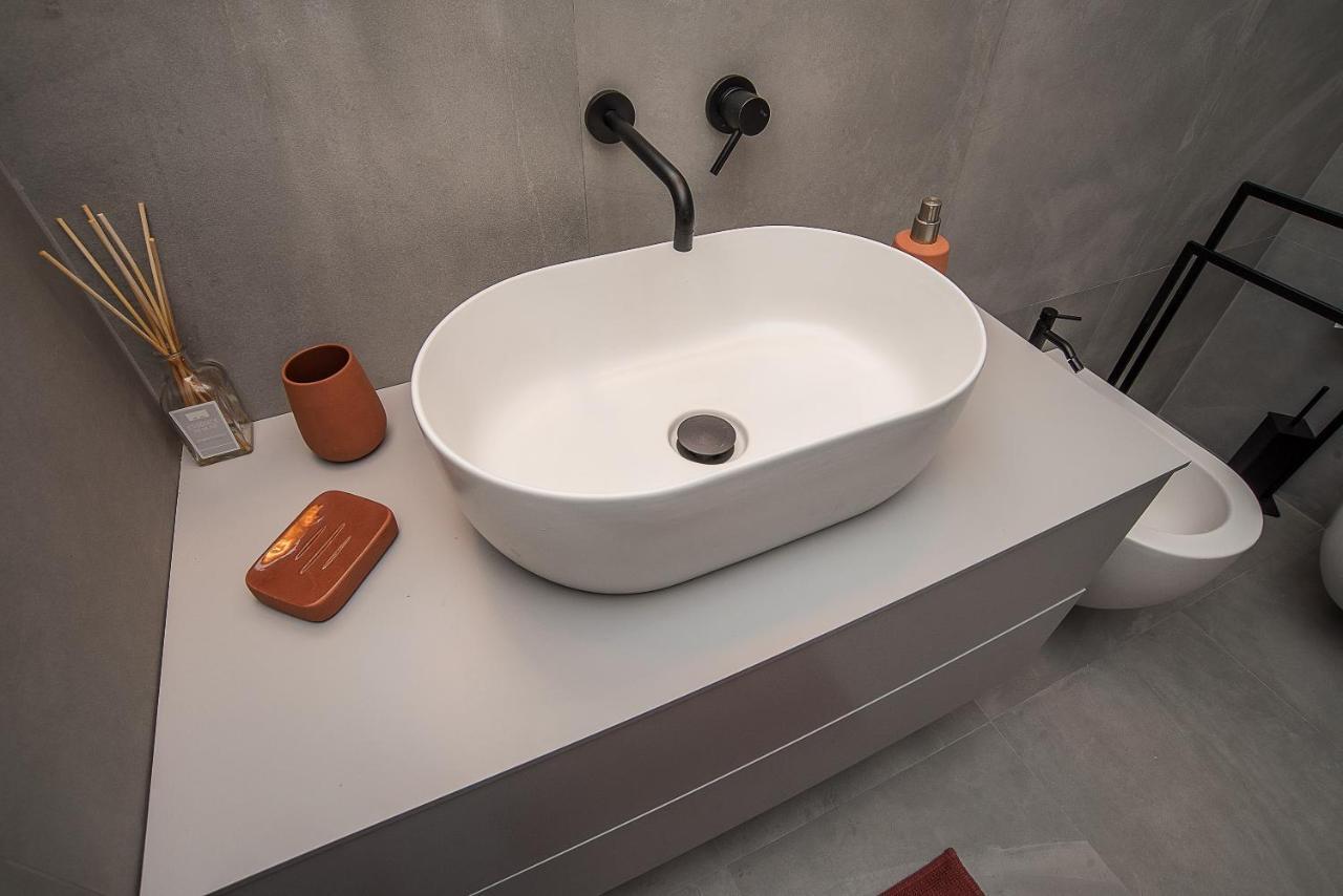 Likeyourhome, 80 Sq M Luxury Apartment With Jacuzzi, In Trastevere District Rzym Zewnętrze zdjęcie